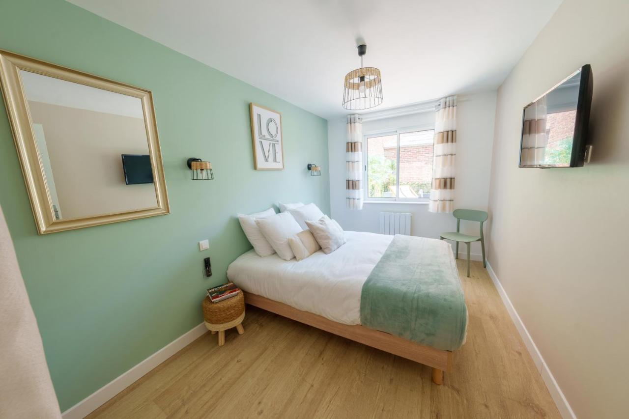 L'Escale Tropicale, Appartement Independant Avec Terrasse Privative Saint-Quentin  Kültér fotó