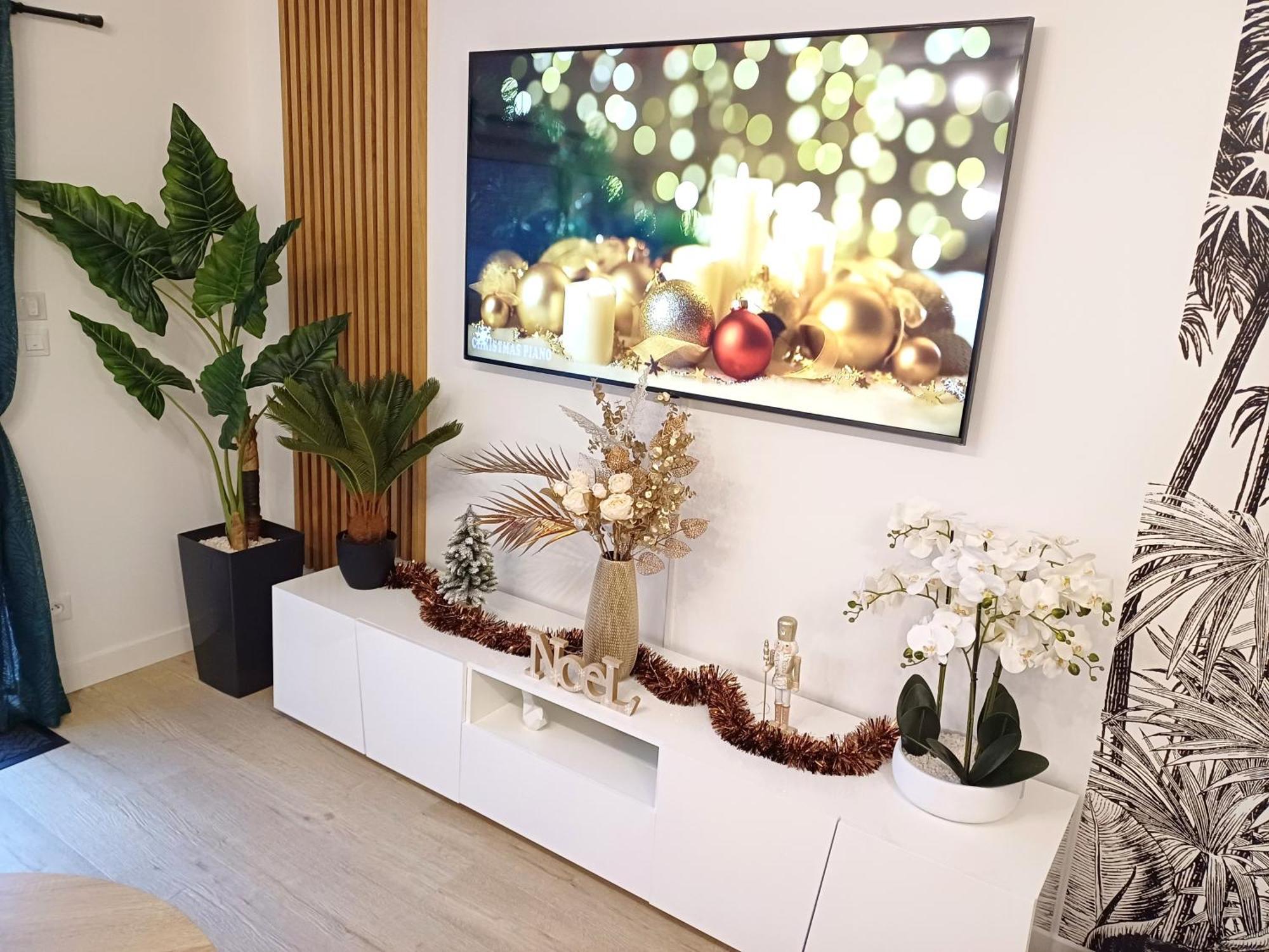 L'Escale Tropicale, Appartement Independant Avec Terrasse Privative Saint-Quentin  Kültér fotó